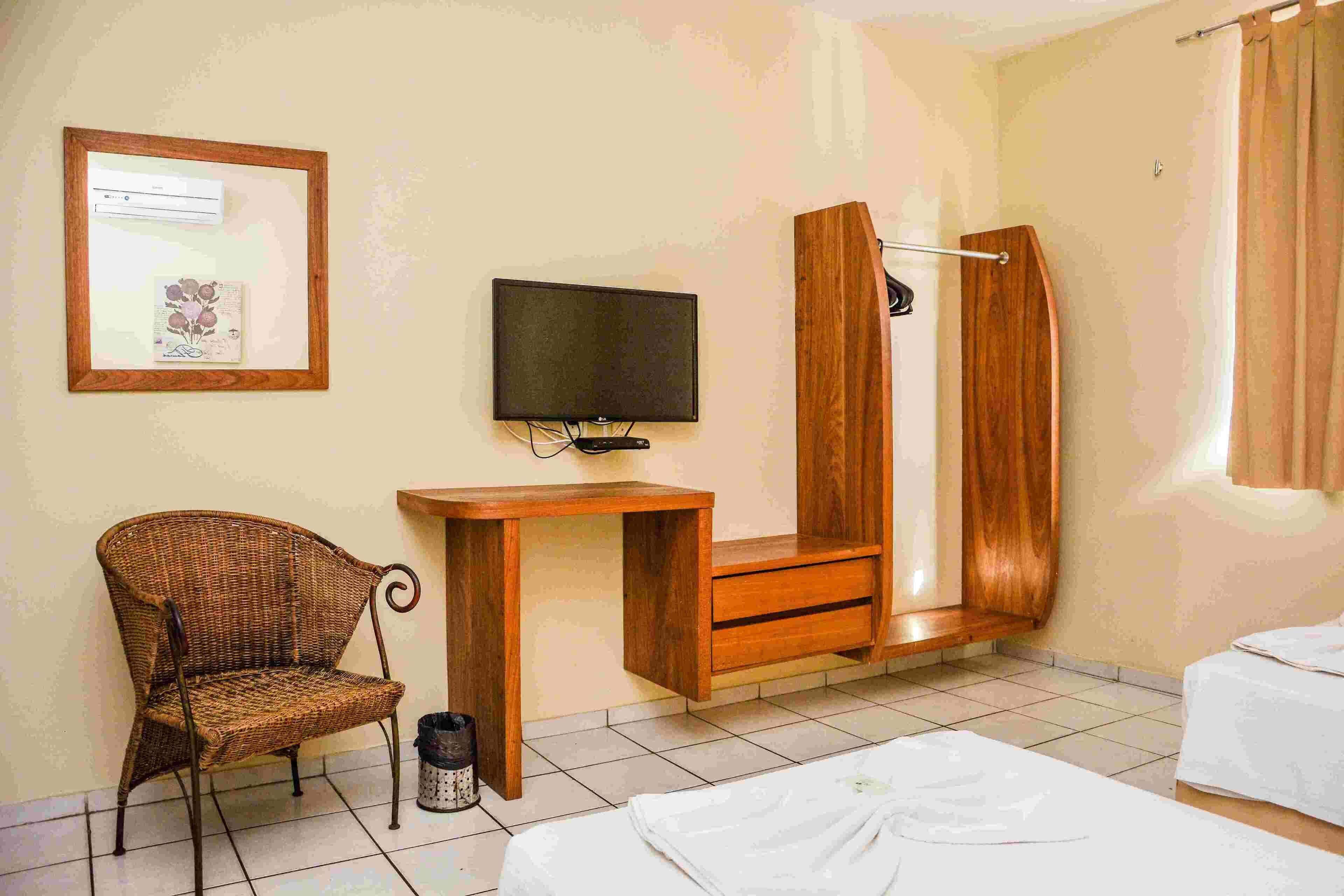 Fortpraia Hotel